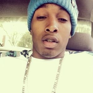 Meet your Posher, Hezzy